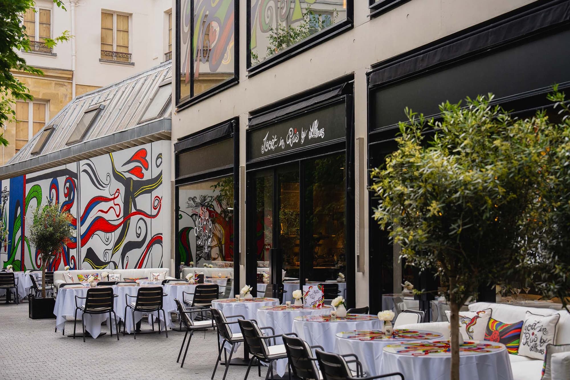 Moët in Paris by Allénos